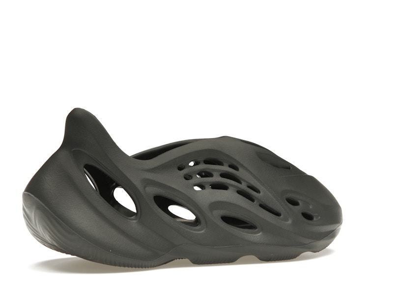 adidas Yeezy Foam RNR Carbon - image 34