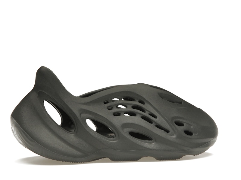 adidas Yeezy Foam RNR Carbon - image 35