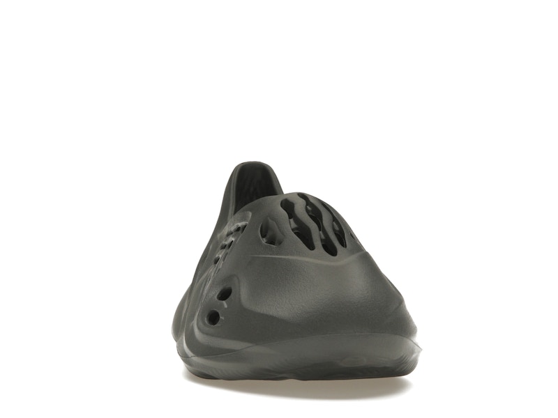 adidas Yeezy Foam RNR Carbon - image 9