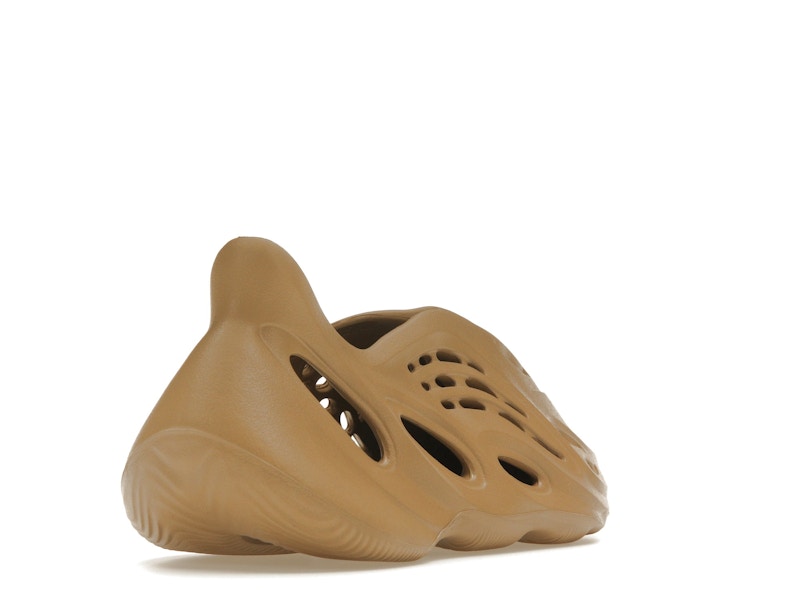 adidas Yeezy Foam RNR Clay Taupe - image 31