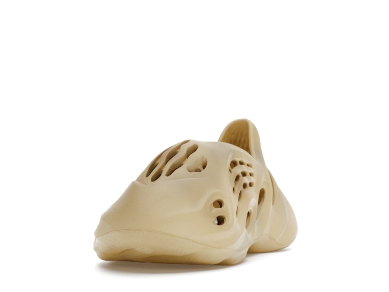 adidas Yeezy Foam RNR Desert Sand - image 12
