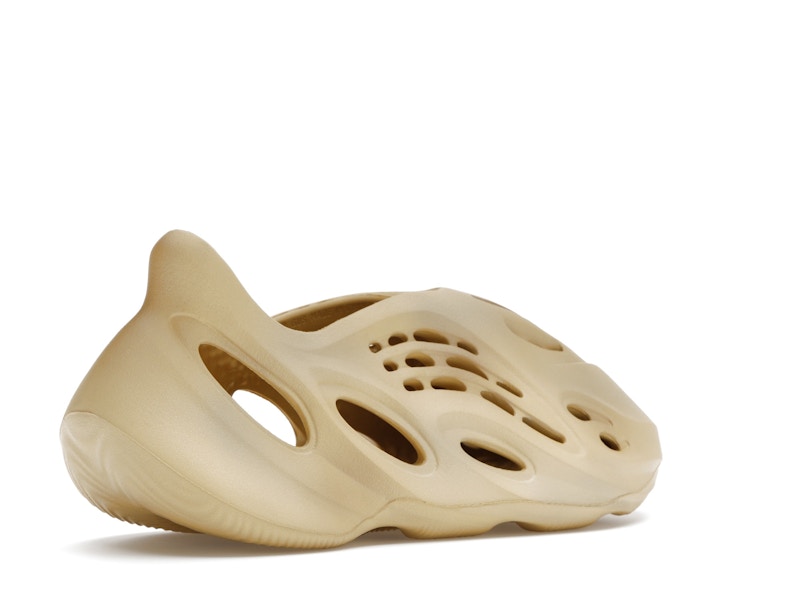adidas Yeezy Foam RNR Desert Sand - image 33