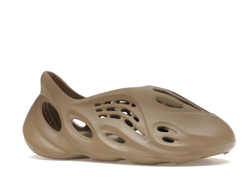 adidas Yeezy Foam RNR Stone Taupe - image 3