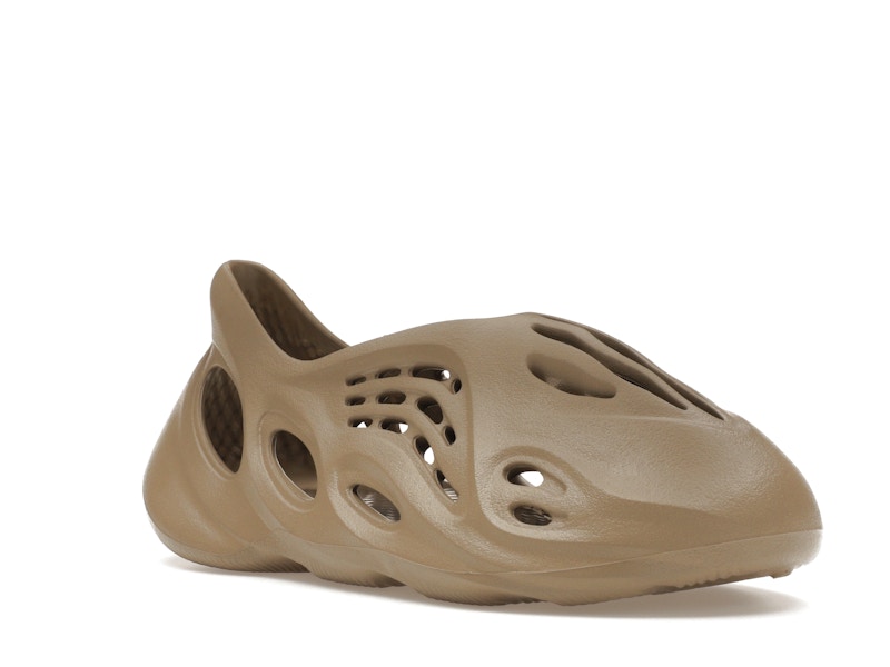 adidas Yeezy Foam RNR Stone Taupe - image 5