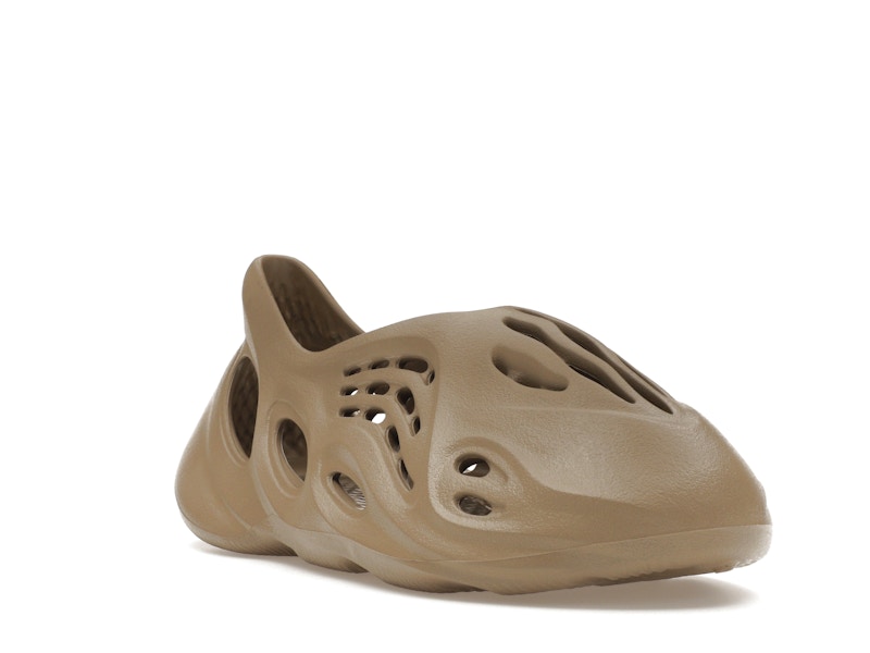 adidas Yeezy Foam RNR Stone Taupe - image 6