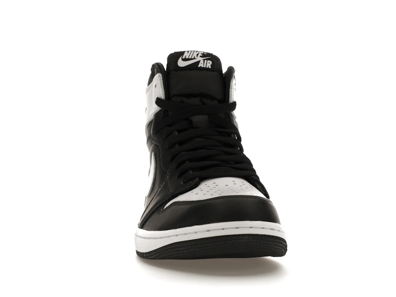 Jordan 1 Retro High OG Black White - image 9