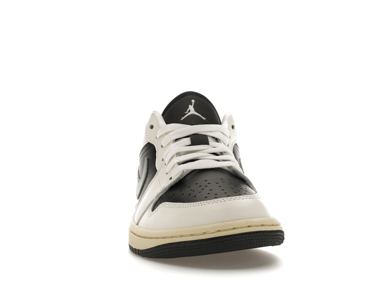 Jordan 1 Low Jade Smoke (Women's) - image 9