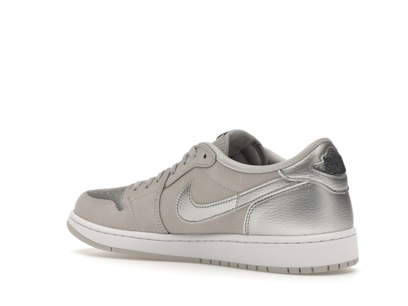 Jordan 1 Low OG Metallic Silver - image 23