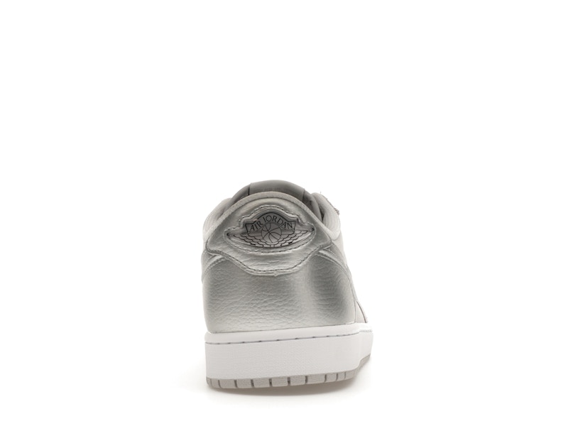 Jordan 1 Low OG Metallic Silver - image 28