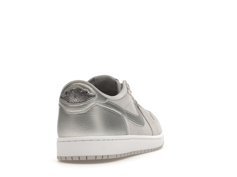 Jordan 1 Low OG Metallic Silver - image 30
