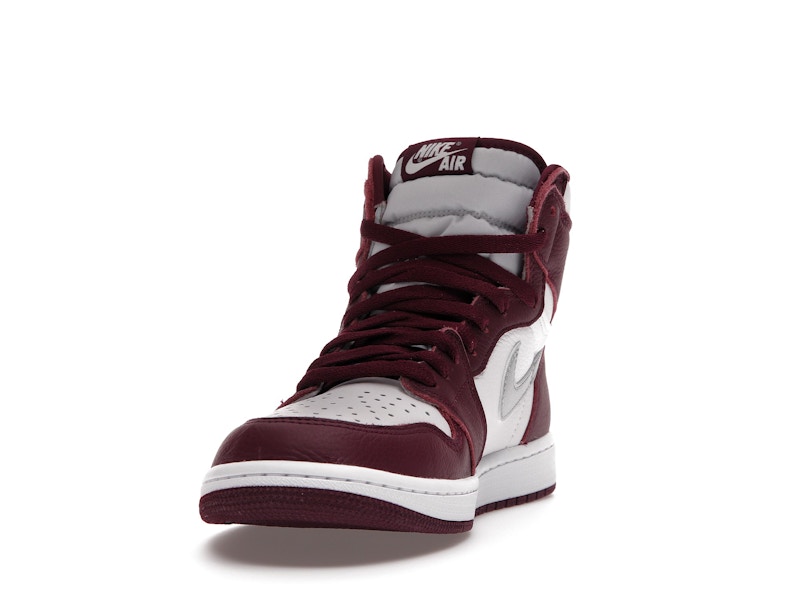 Jordan 1 Retro High OG Bordeaux - image 12