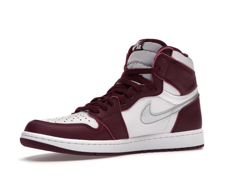 Jordan 1 Retro High OG Bordeaux - image 16