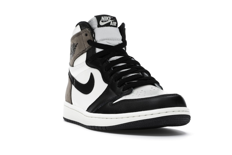 Jordan 1 Retro High Dark Mocha - image 7