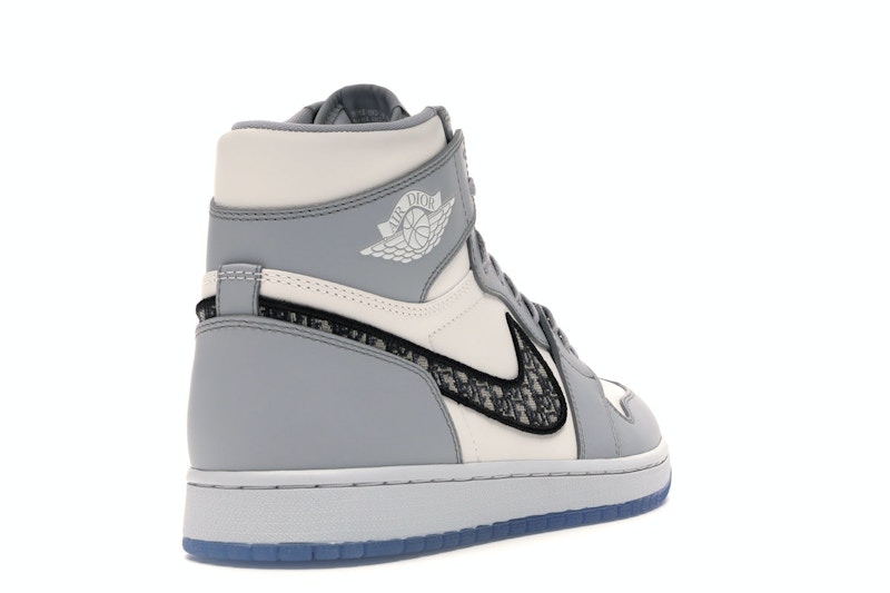 Jordan 1 Retro High Dior - image 31