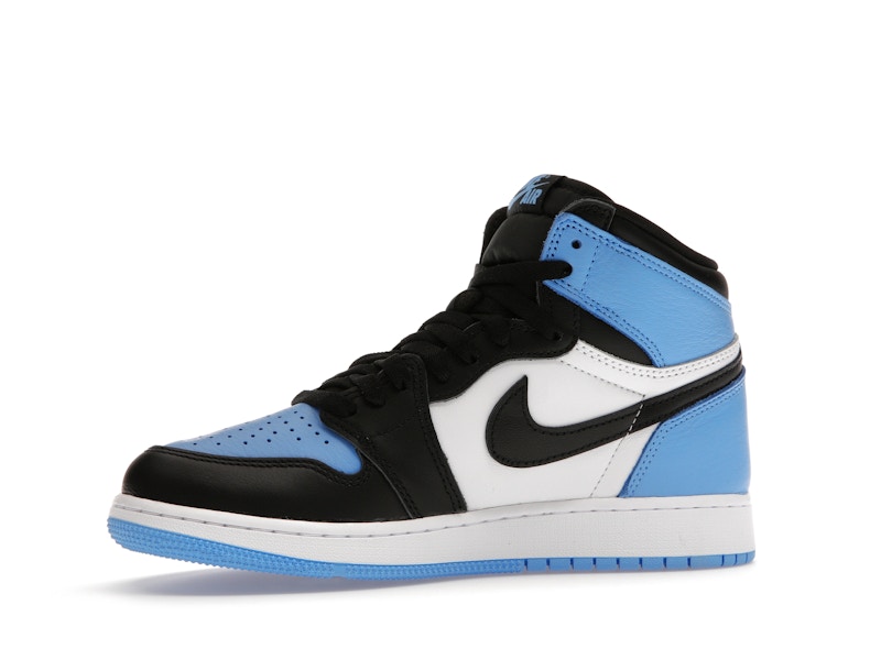 Jordan 1 Retro High OG UNC Toe (GS) - image 17