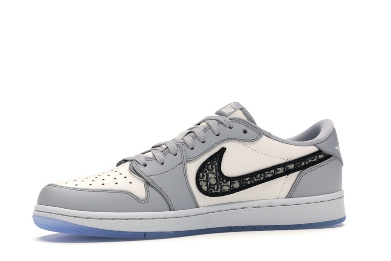 Jordan 1 Retro Low Dior - image 17