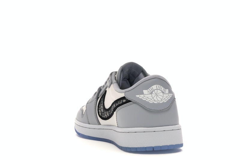 Jordan 1 Retro Low Dior - image 26