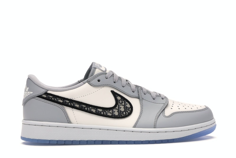 Jordan 1 Retro Low Dior - image 36