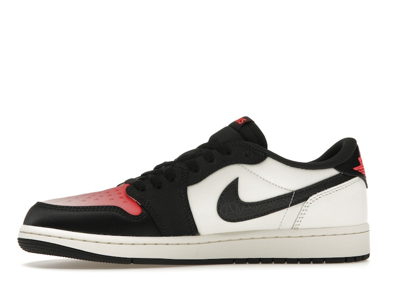 Jordan 1 Retro Low OG PSG Paris Saint-Germain - image 18