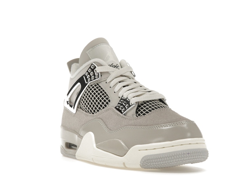 Jordan 4 Retro Frozen Moments (Women's) - image 7