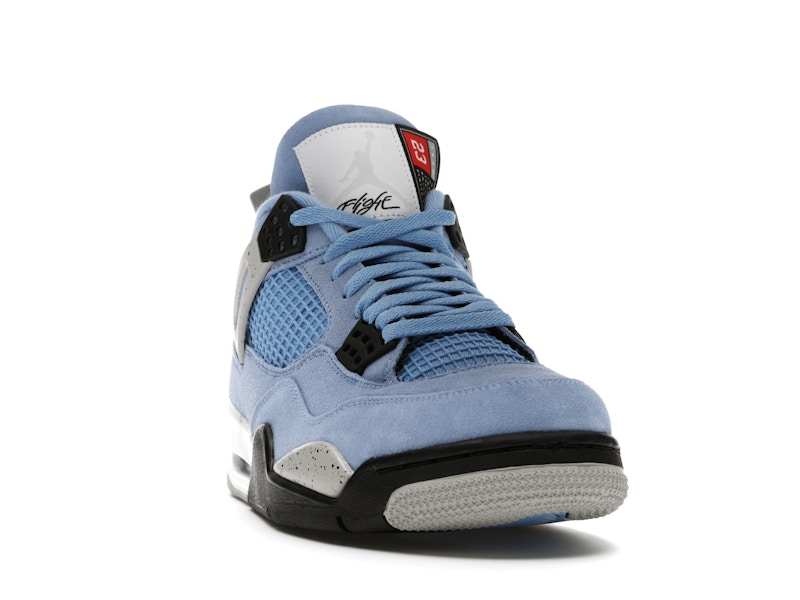 Jordan 4 Retro University Blue - image 8