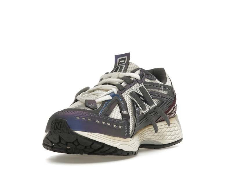 New Balance 1906A Inkwell Sea Salt - image 13