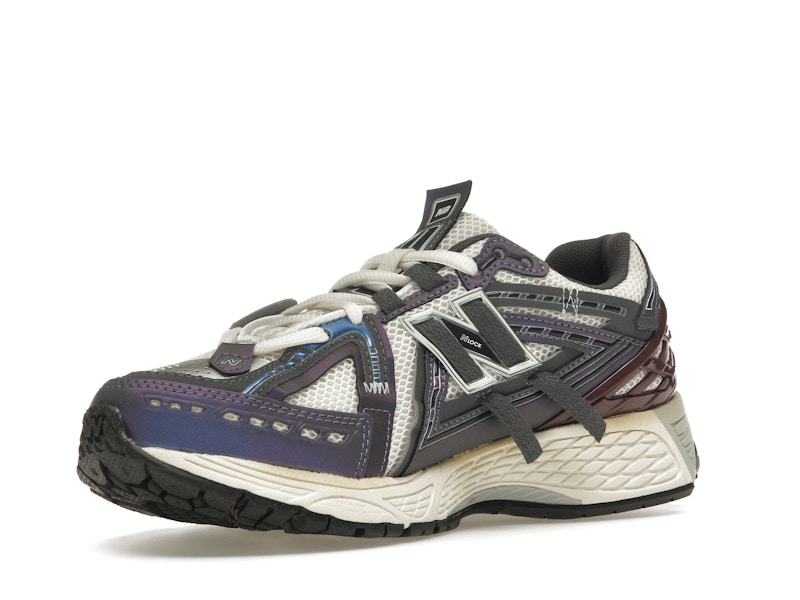 New Balance 1906A Inkwell Sea Salt - image 15