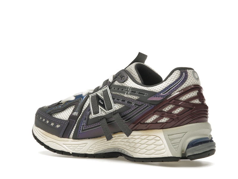 New Balance 1906A Inkwell Sea Salt - image 23