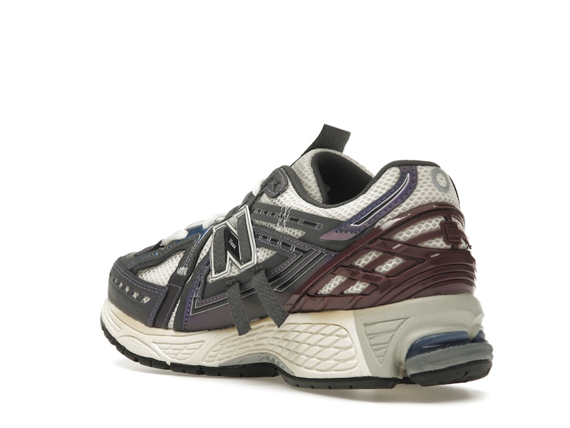 New Balance 1906A Inkwell Sea Salt - image 24