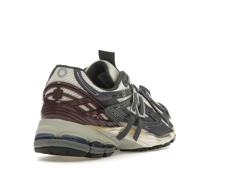 New Balance 1906A Inkwell Sea Salt - image 31
