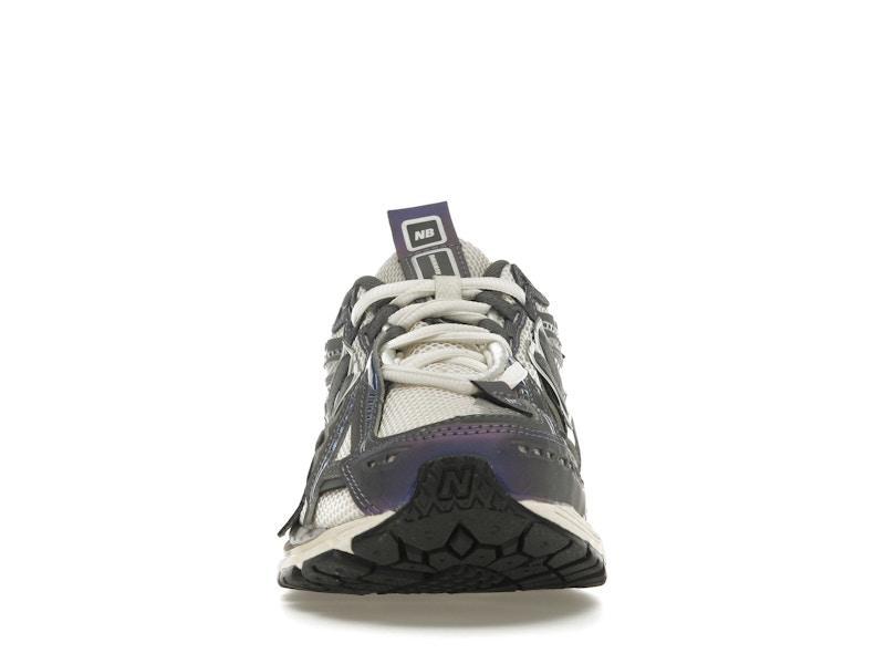 New Balance 1906A Inkwell Sea Salt - image 10