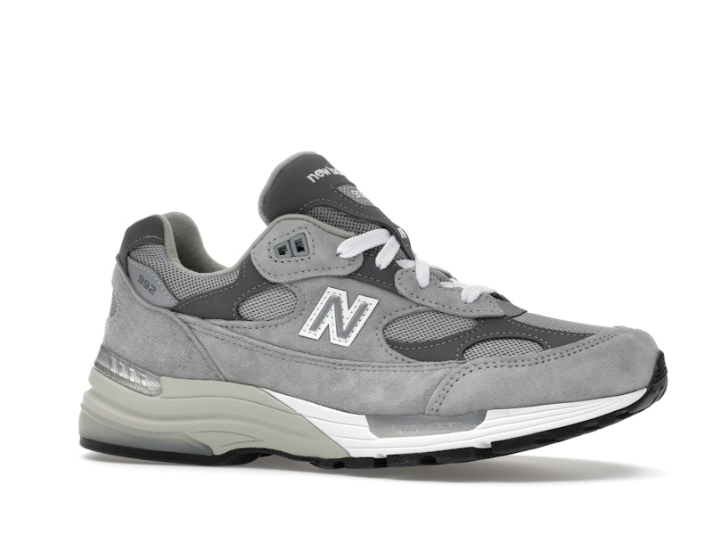New Balance 992 MiUSA Grey Silver Metallic - image 3