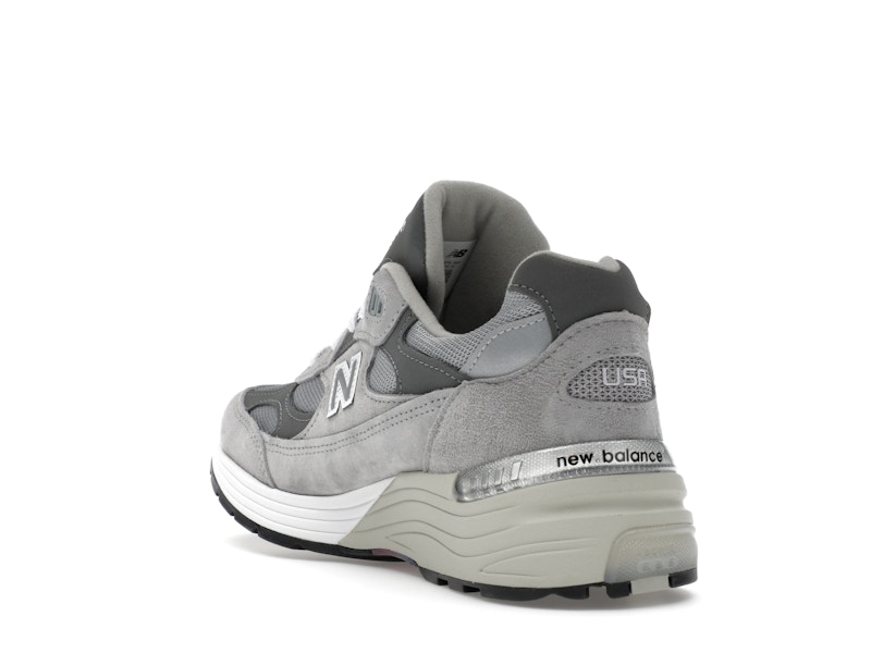 New Balance 992 MiUSA Grey Silver Metallic - image 25