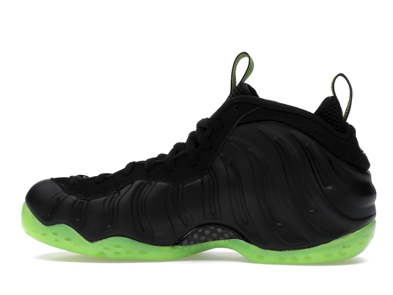 Nike Air Foamposite One Black Volt - image 20