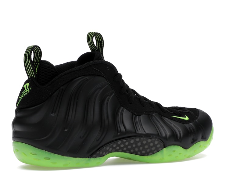 Nike Air Foamposite One Black Volt - image 34