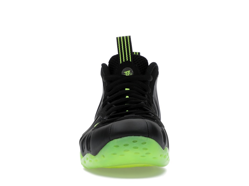 Nike Air Foamposite One Black Volt - image 10