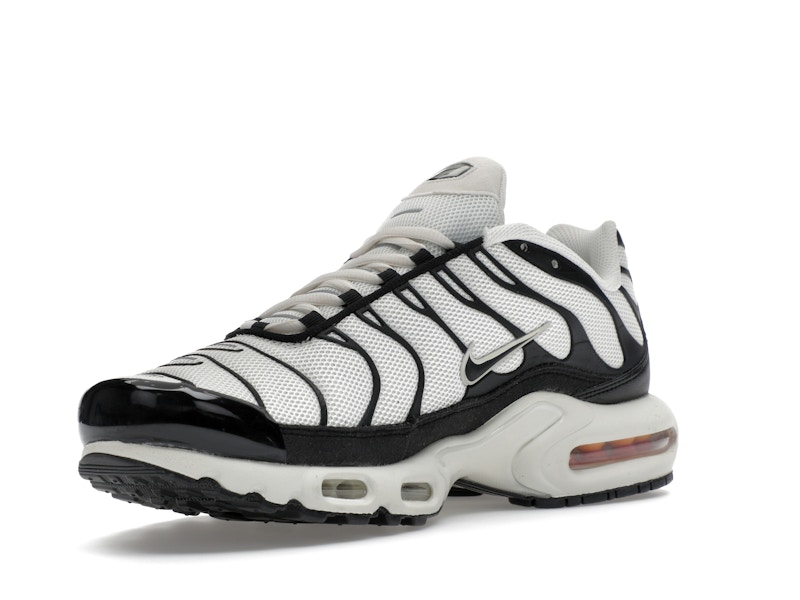 Nike Air Max Plus Panda - image 15