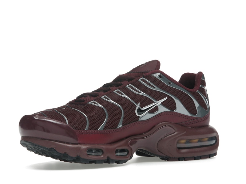 Nike Air Max Plus SE Night Maroon Metallic Silver (Women's) - image 16