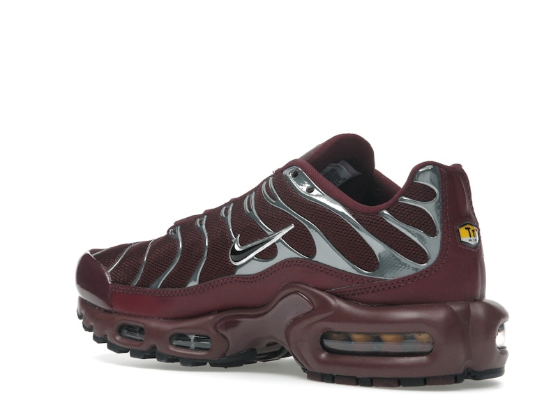 Nike Air Max Plus SE Night Maroon Metallic Silver (Women's) - image 23