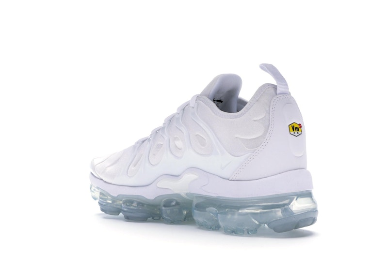 Nike Air VaporMax Plus White - image 24