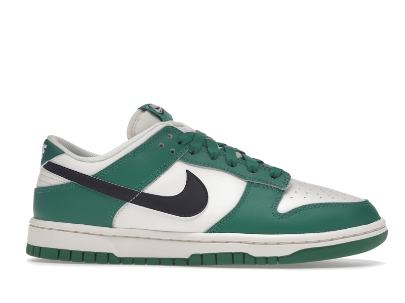 Nike Dunk Low SE Lottery Pack Malachite Green - image 2
