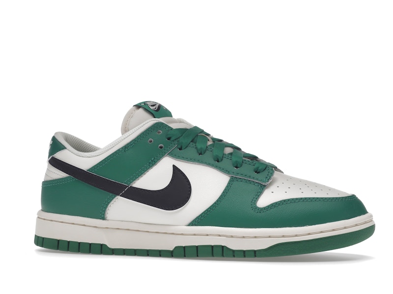 Nike Dunk Low SE Lottery Pack Malachite Green - image 3