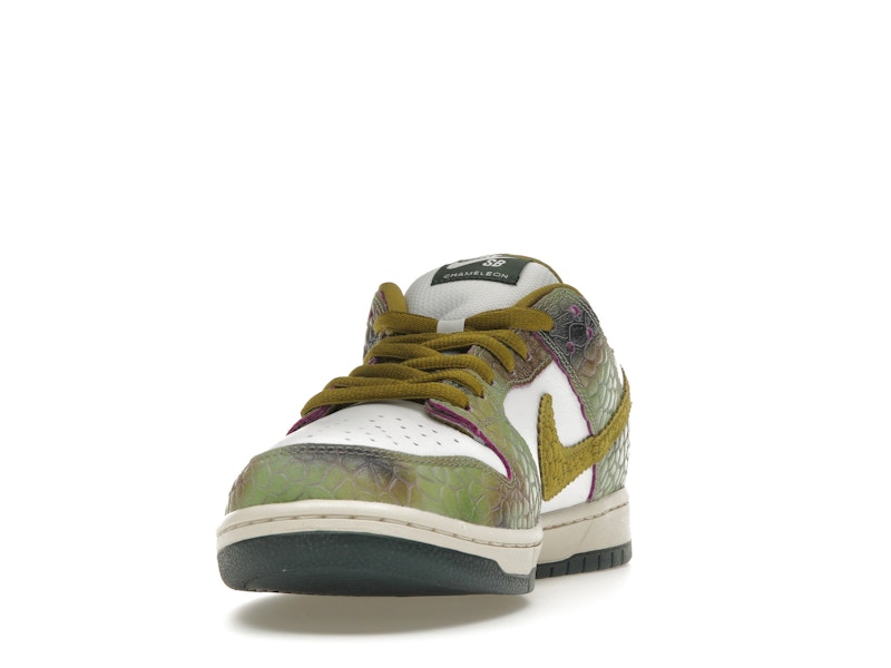 Nike SB Dunk Low Alexis Sablone Chameleon - image 12