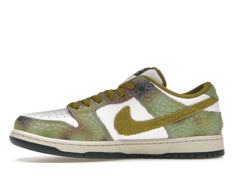 Nike SB Dunk Low Alexis Sablone Chameleon - image 18