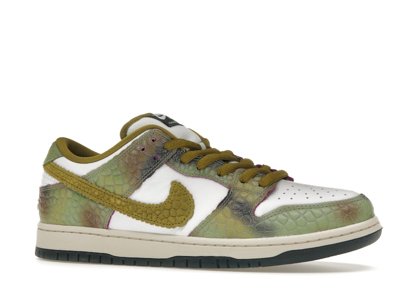 Nike SB Dunk Low Alexis Sablone Chameleon - image 3