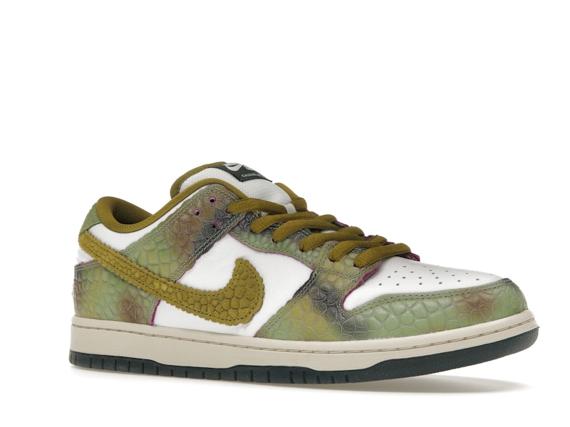 Nike SB Dunk Low Alexis Sablone Chameleon - image 4