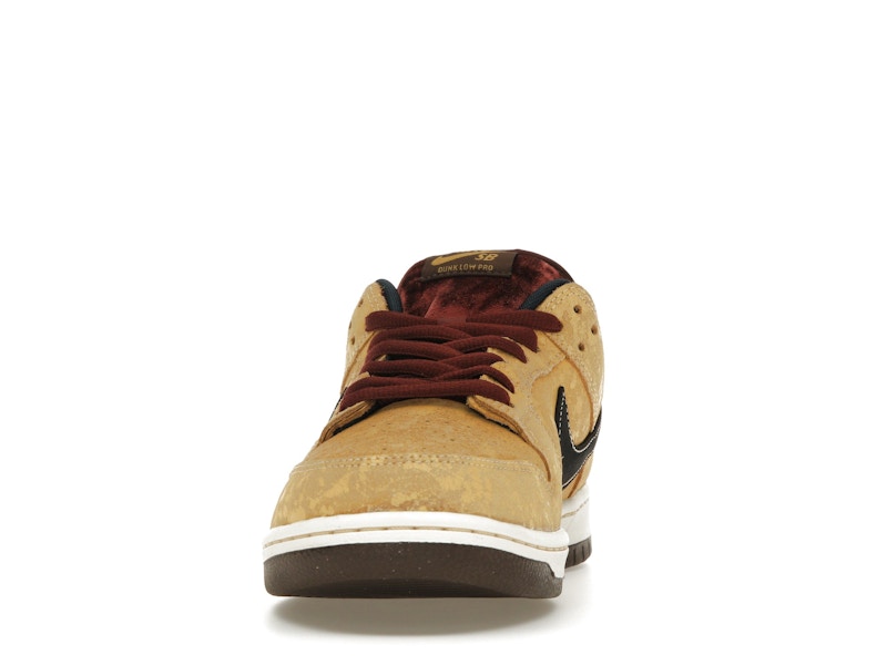 Nike SB Dunk Low City of Cinema - image 11
