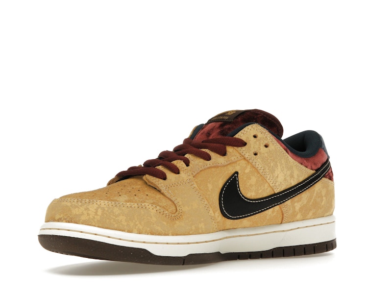 Nike SB Dunk Low City of Cinema - image 15