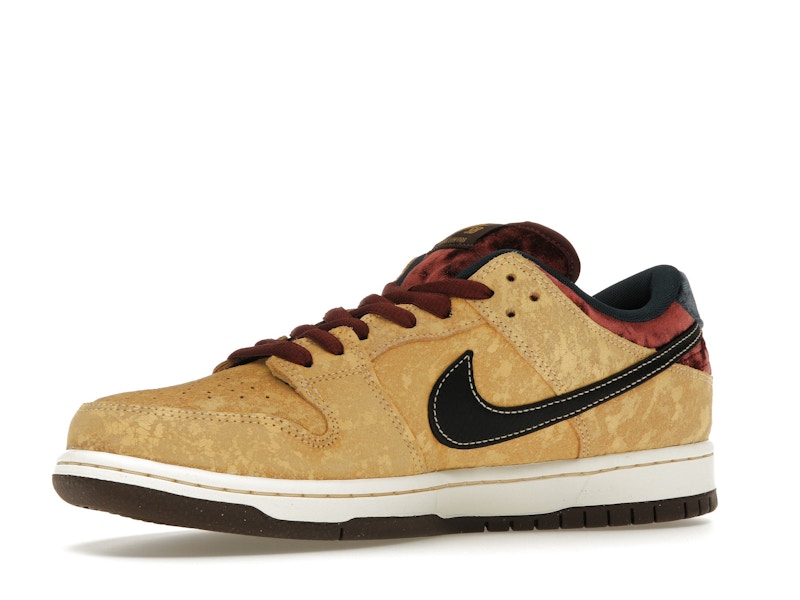 Nike SB Dunk Low City of Cinema - image 16