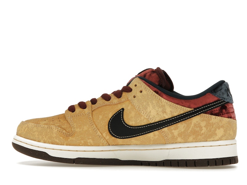 Nike SB Dunk Low City of Cinema - image 20